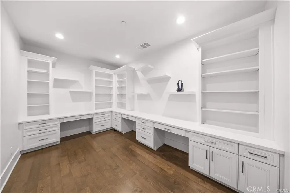 53 Bellatrix Irvine, CA 92618