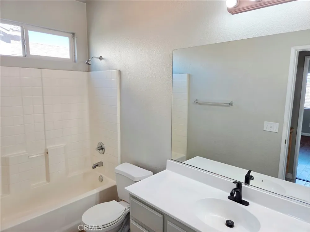 15338 Baxter Street Victorville, CA 92394