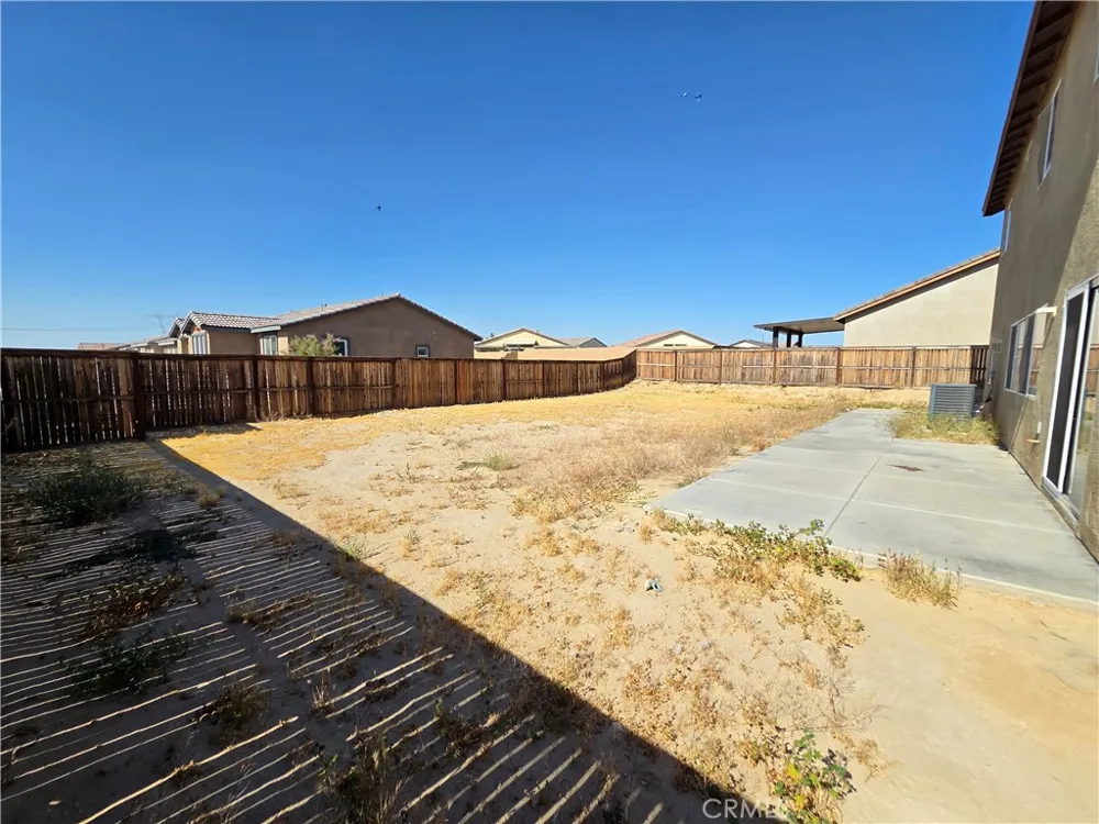 15338 Baxter Street Victorville, CA 92394