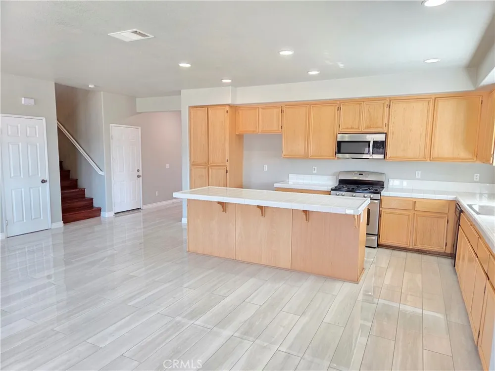 15338 Baxter Street Victorville, CA 92394