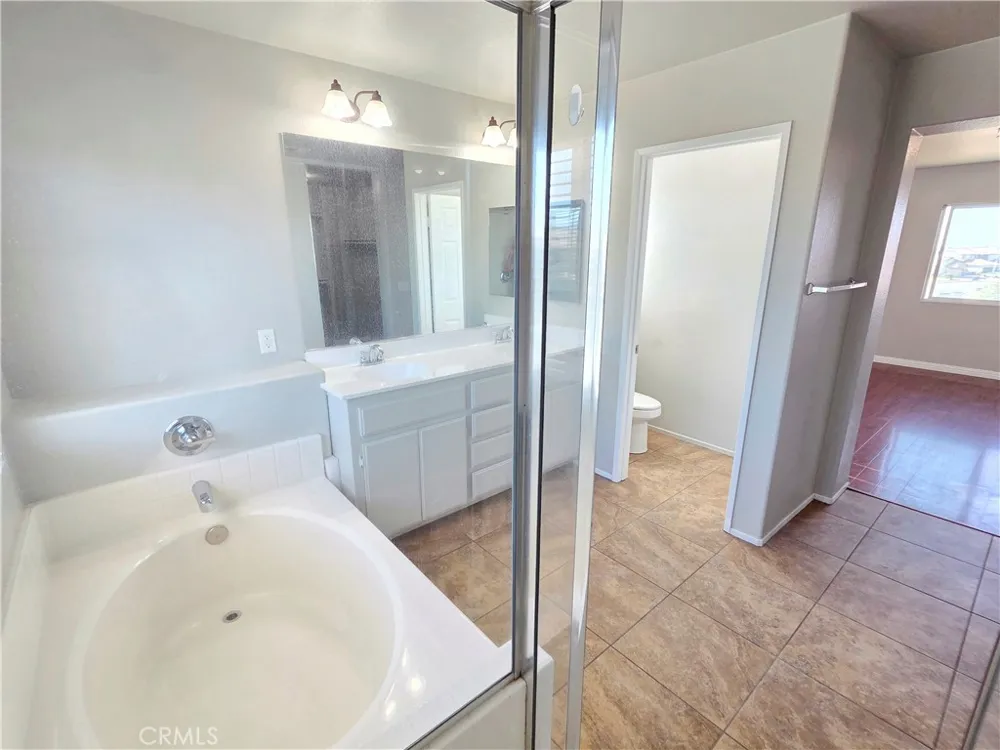 15338 Baxter Street Victorville, CA 92394