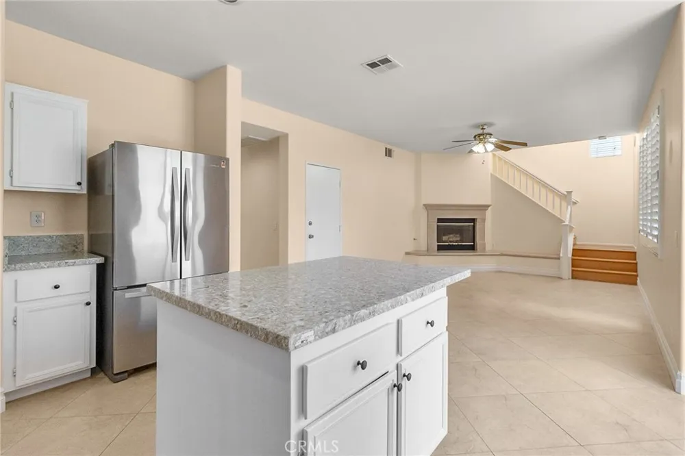 51 Appleglen Drive Irvine, CA 92602