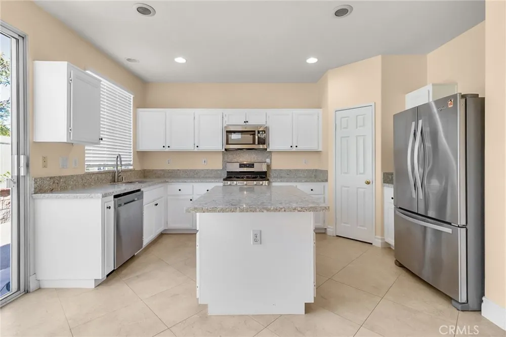 51 Appleglen Drive Irvine, CA 92602