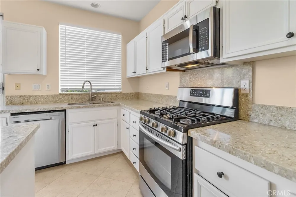 51 Appleglen Drive Irvine, CA 92602