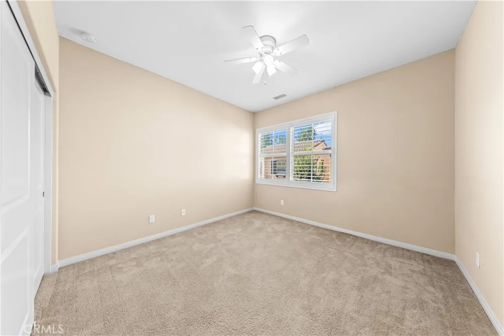 30 Larkfield Irvine, CA 92620