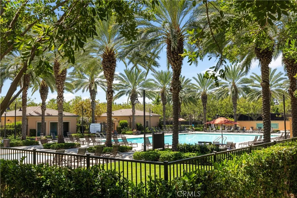 30 Larkfield Irvine, CA 92620