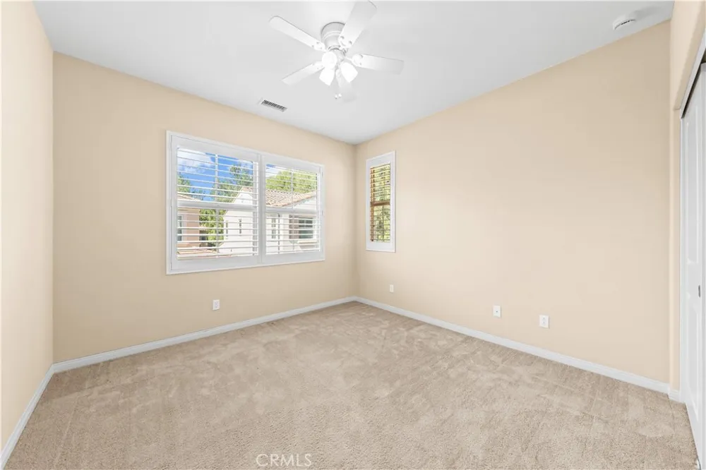 30 Larkfield Irvine, CA 92620