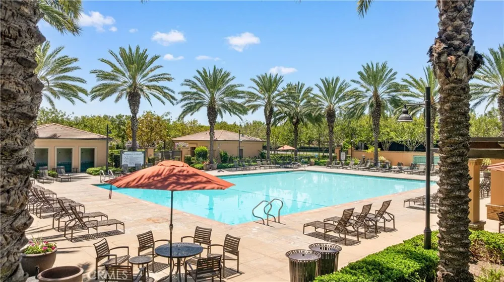 30 Larkfield Irvine, CA 92620
