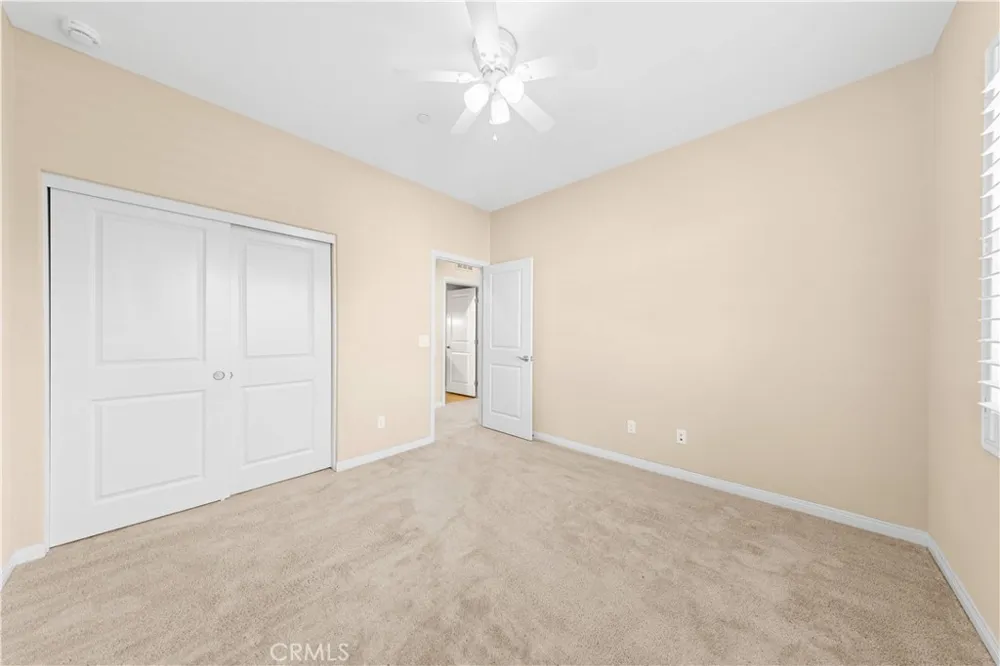 30 Larkfield Irvine, CA 92620
