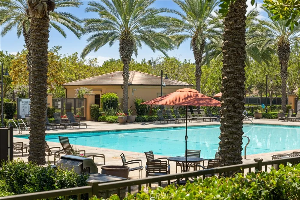 30 Larkfield Irvine, CA 92620