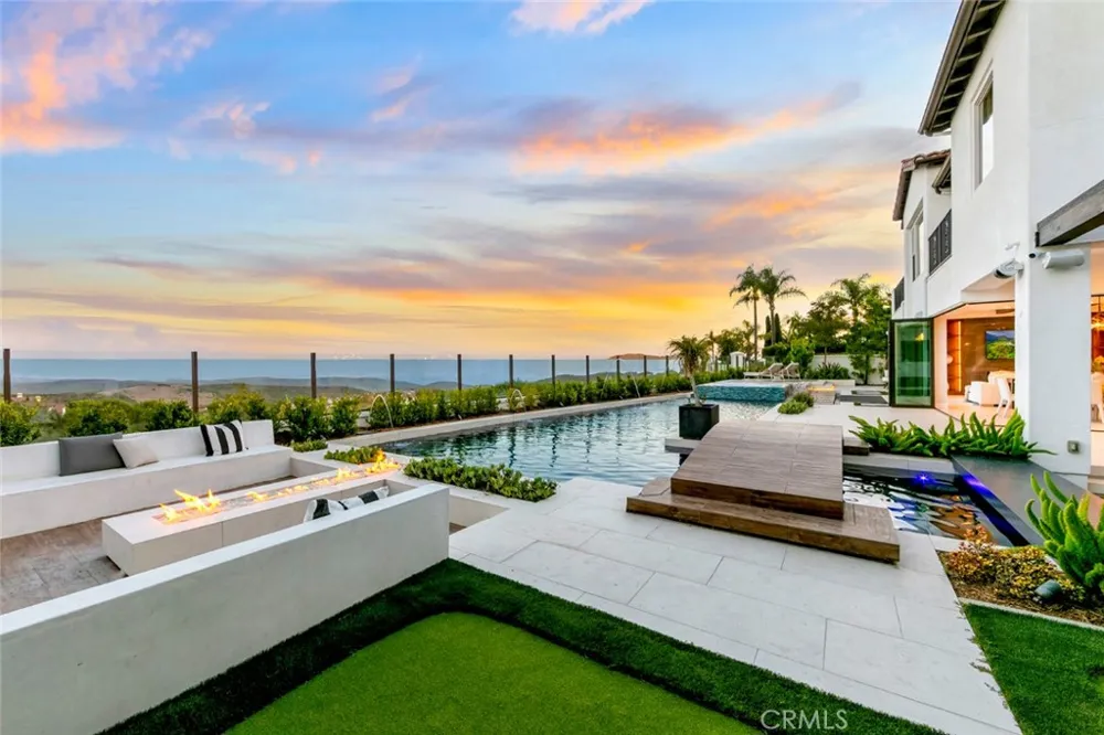 9 Coastal Canyon Newport Coast, CA 92657