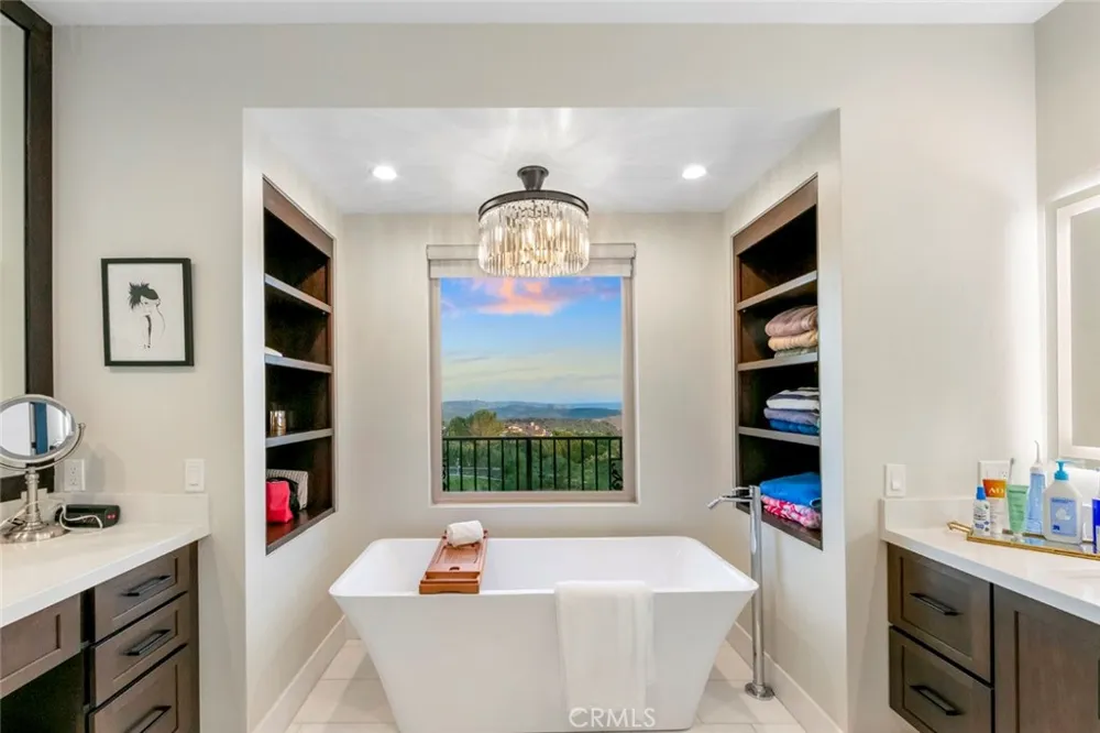 9 Coastal Canyon Newport Coast, CA 92657