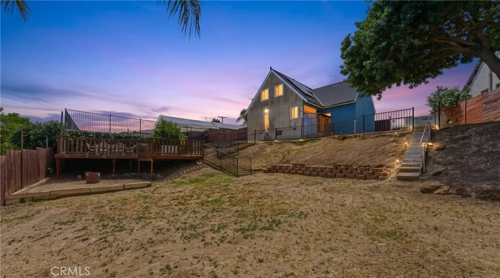 1437 W I Wilmington, CA 90744
