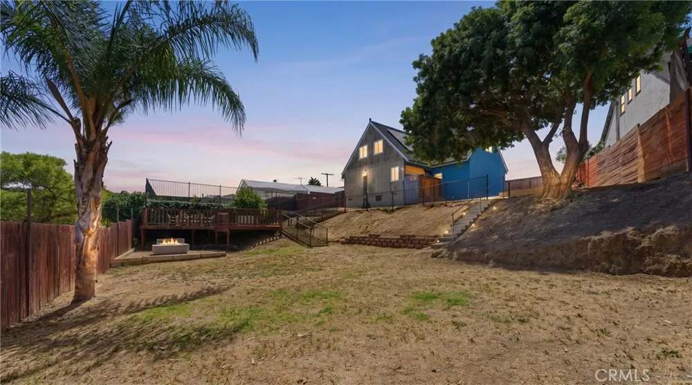 1437 W I Wilmington, CA 90744