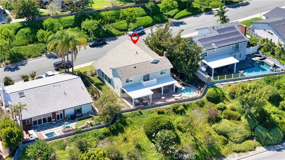 23472 Via Chiripa Mission Viejo, CA 92691