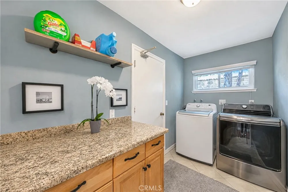 23472 Via Chiripa Mission Viejo, CA 92691