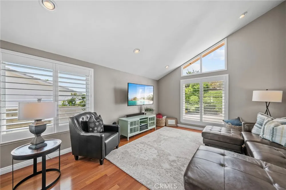 23472 Via Chiripa Mission Viejo, CA 92691