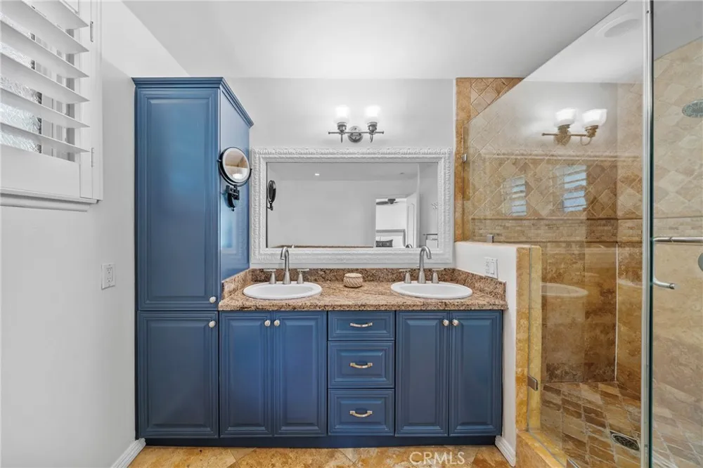23472 Via Chiripa Mission Viejo, CA 92691