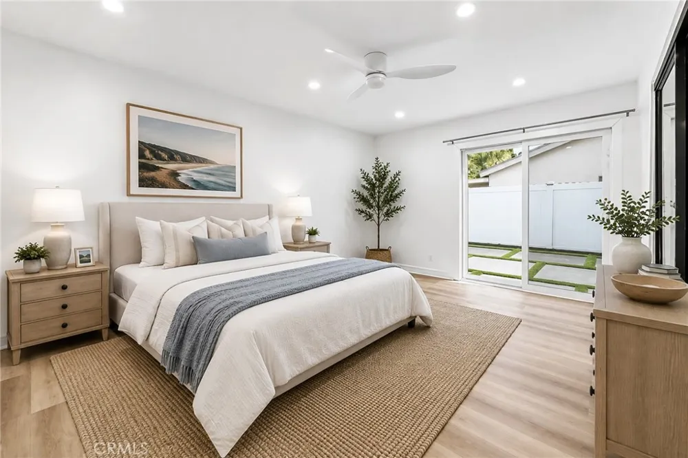 24961 Express Laguna Hills, CA 92653