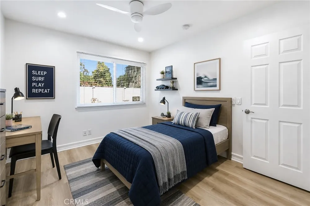 24961 Express Laguna Hills, CA 92653