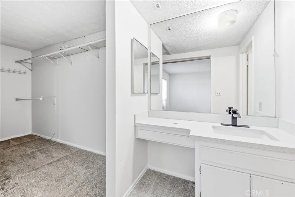 14672 Kimberly Circle Tustin, CA 92780
