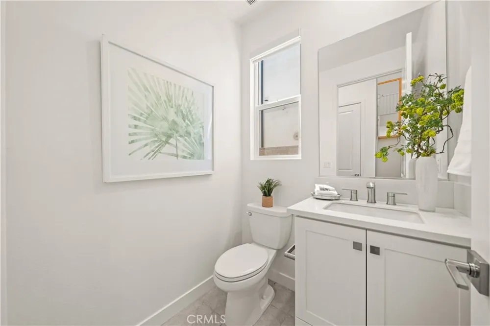 126 Baluster Irvine, CA 92618