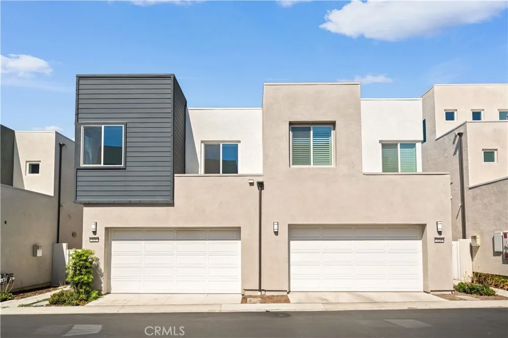 126 Baluster Irvine, CA 92618