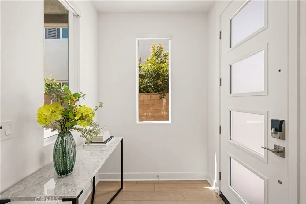 126 Baluster Irvine, CA 92618