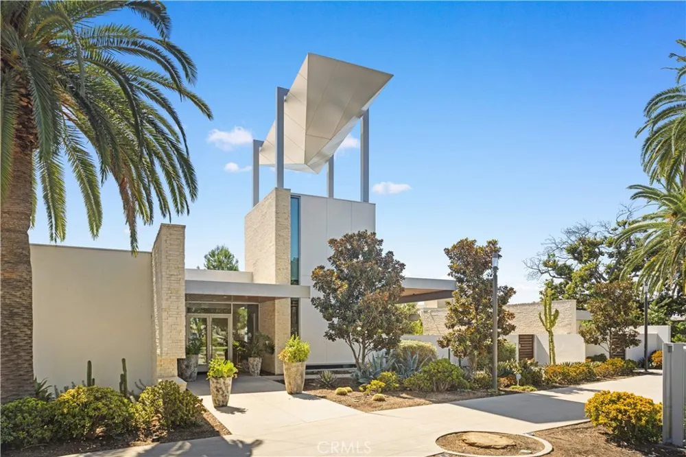 126 Baluster Irvine, CA 92618