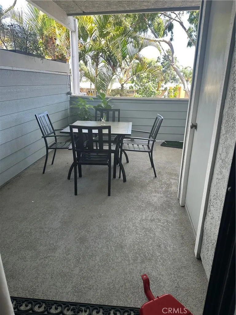 16960 Algonquin Street #I-204 Huntington Beach, CA 92649