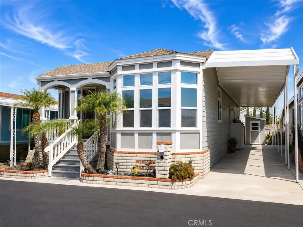 237 Albatross Fountain Valley, CA 92708