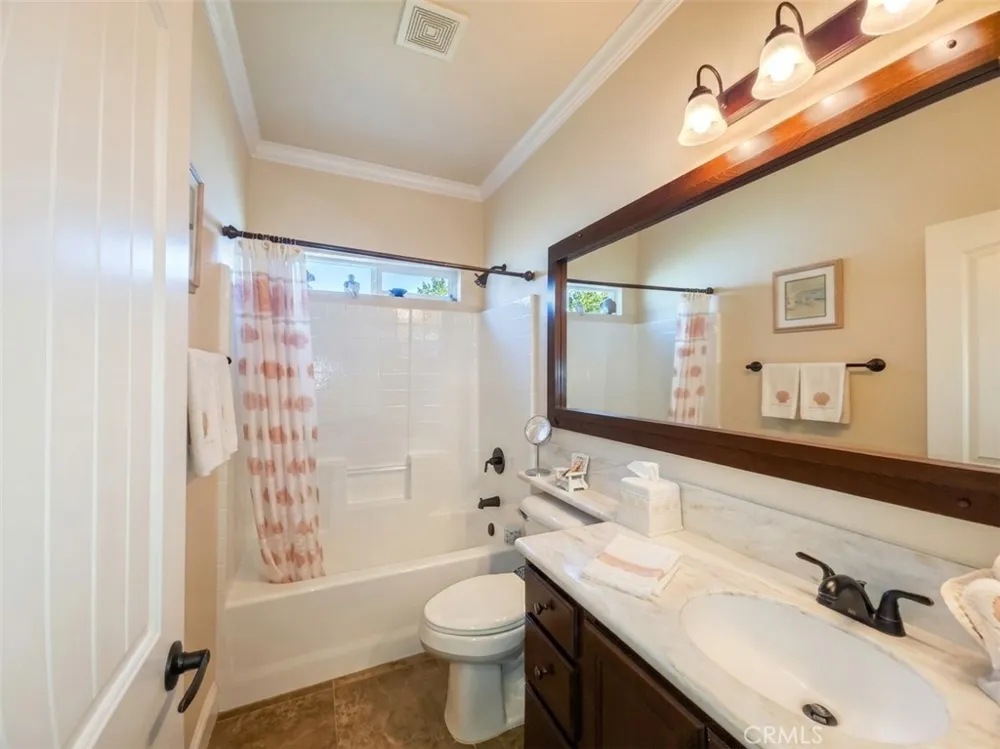 237 Albatross Fountain Valley, CA 92708