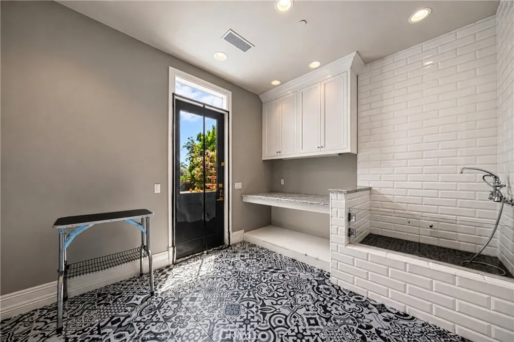 1020 Hampton Arcadia, CA 91006