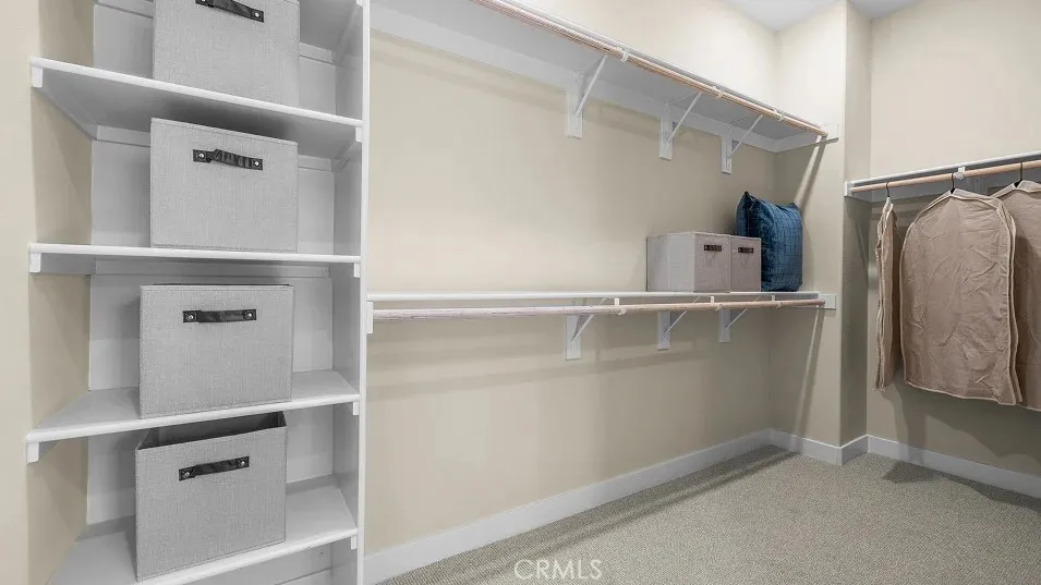 2028 Pyrenes Place Santa Paula, CA 93060
