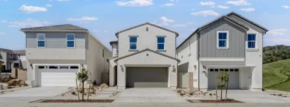 2028 Pyrenes Place Santa Paula, CA 93060