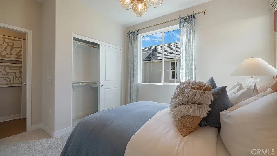 2207 Aneto Way Santa Paula, CA 93060