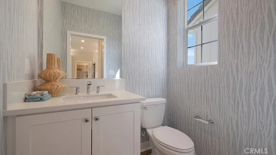 2207 Aneto Way Santa Paula, CA 93060