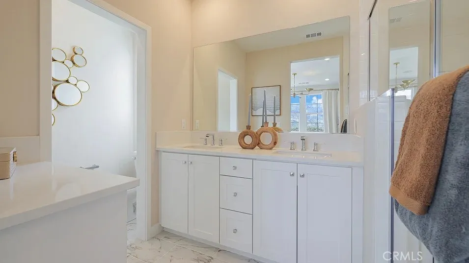 2207 Aneto Way Santa Paula, CA 93060