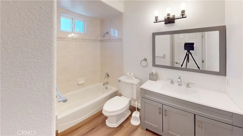 8172 20th Street #3 Westminster, CA 92683