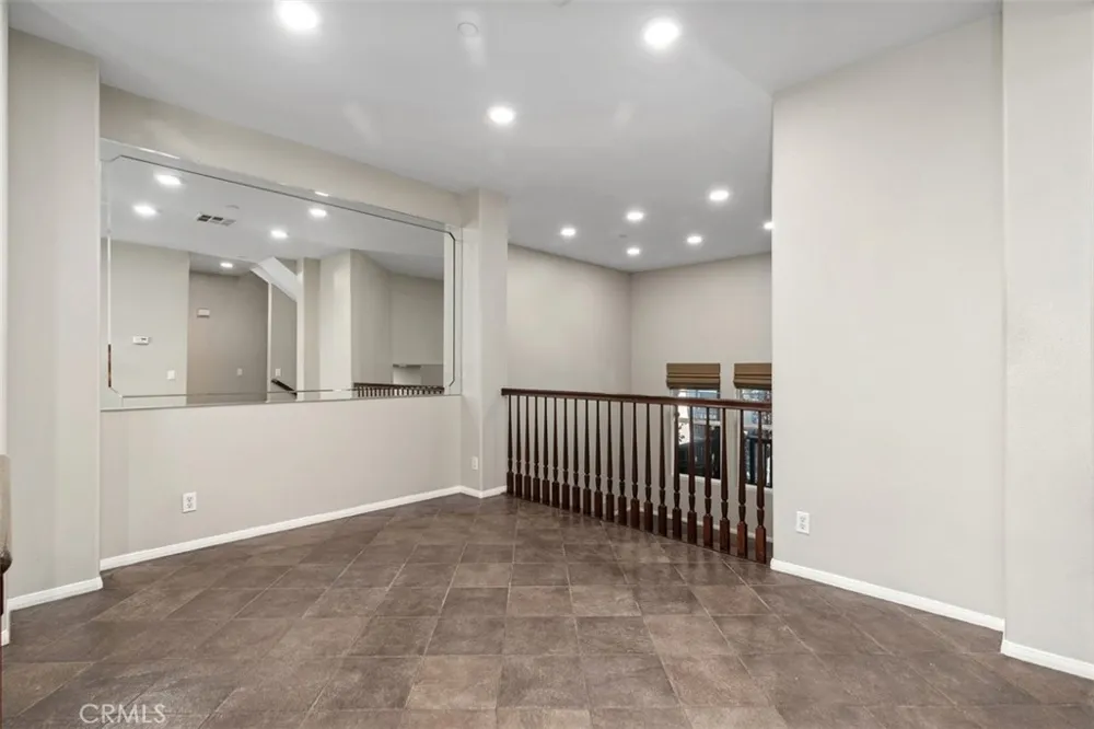 2056 Owens Fullerton, CA 92833