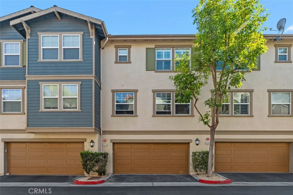 2056 Owens Fullerton, CA 92833