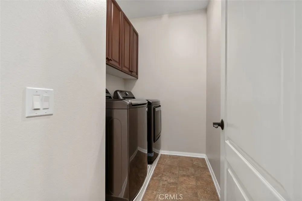 2056 Owens Fullerton, CA 92833