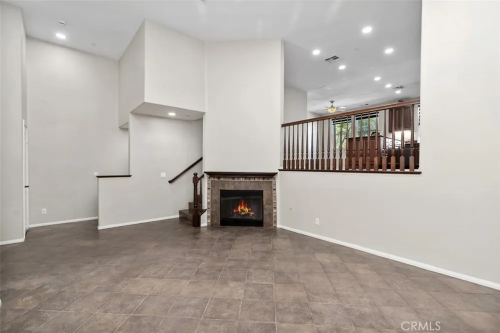 2056 Owens Fullerton, CA 92833
