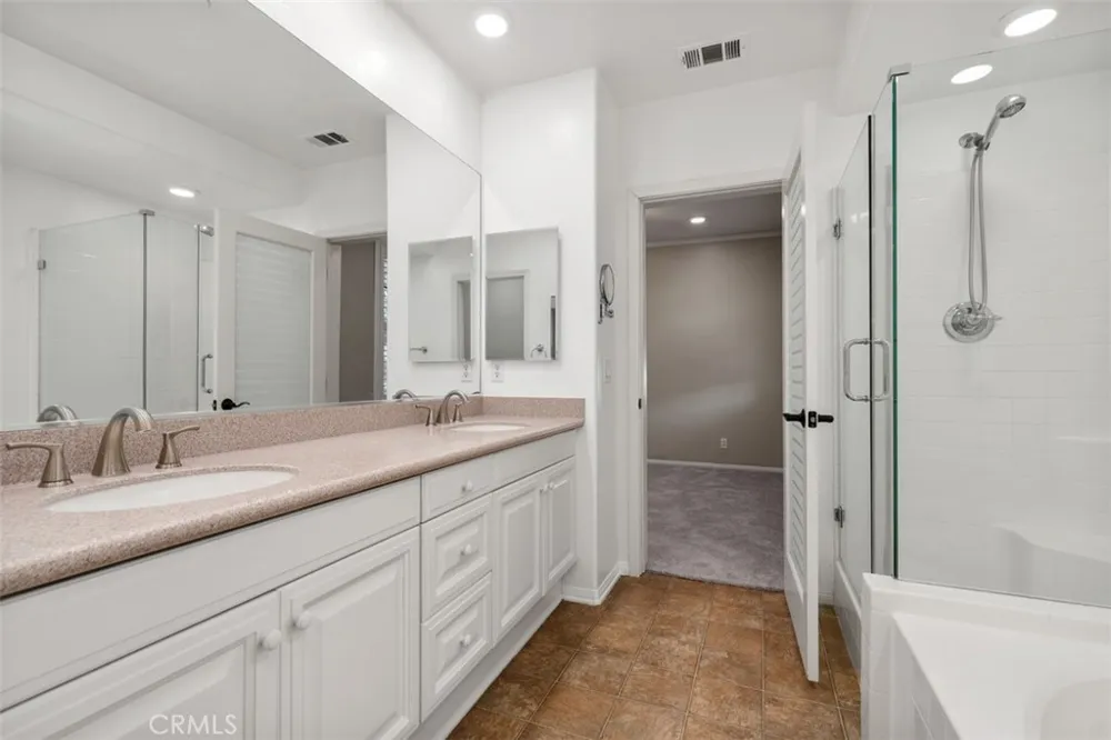 2056 Owens Fullerton, CA 92833