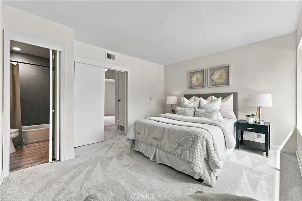 8437 El Arroyo Huntington Beach, CA 92647