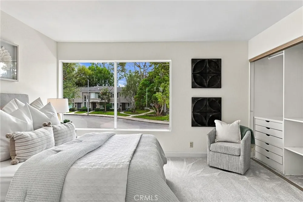 8437 El Arroyo Huntington Beach, CA 92647