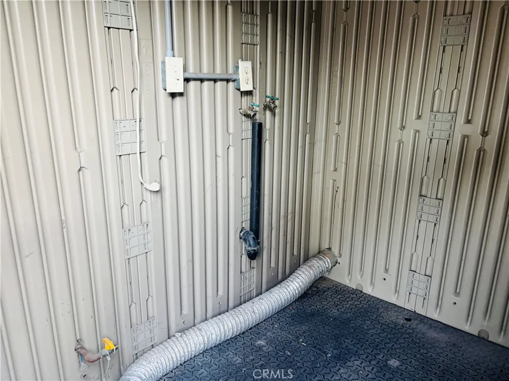 296 Allen #2 San Bernardino, CA 92408