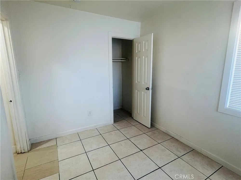296 Allen #2 San Bernardino, CA 92408