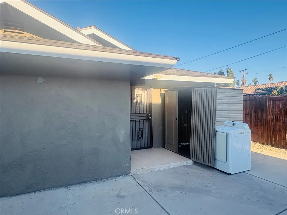 296 Allen #2 San Bernardino, CA 92408