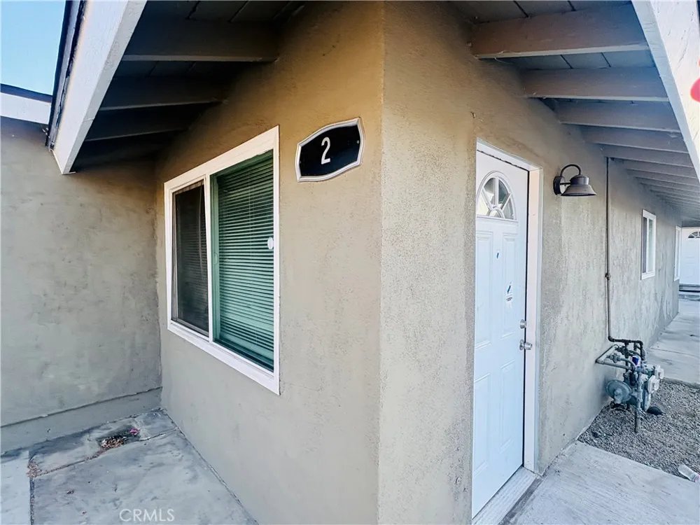 296 Allen #2 San Bernardino, CA 92408